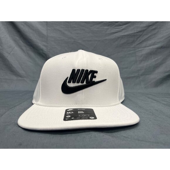 Nike Club Pro Cap Strapback Cap Hat Size M/L Adult White NEW WITH TAGS! - Picture 1 of 8